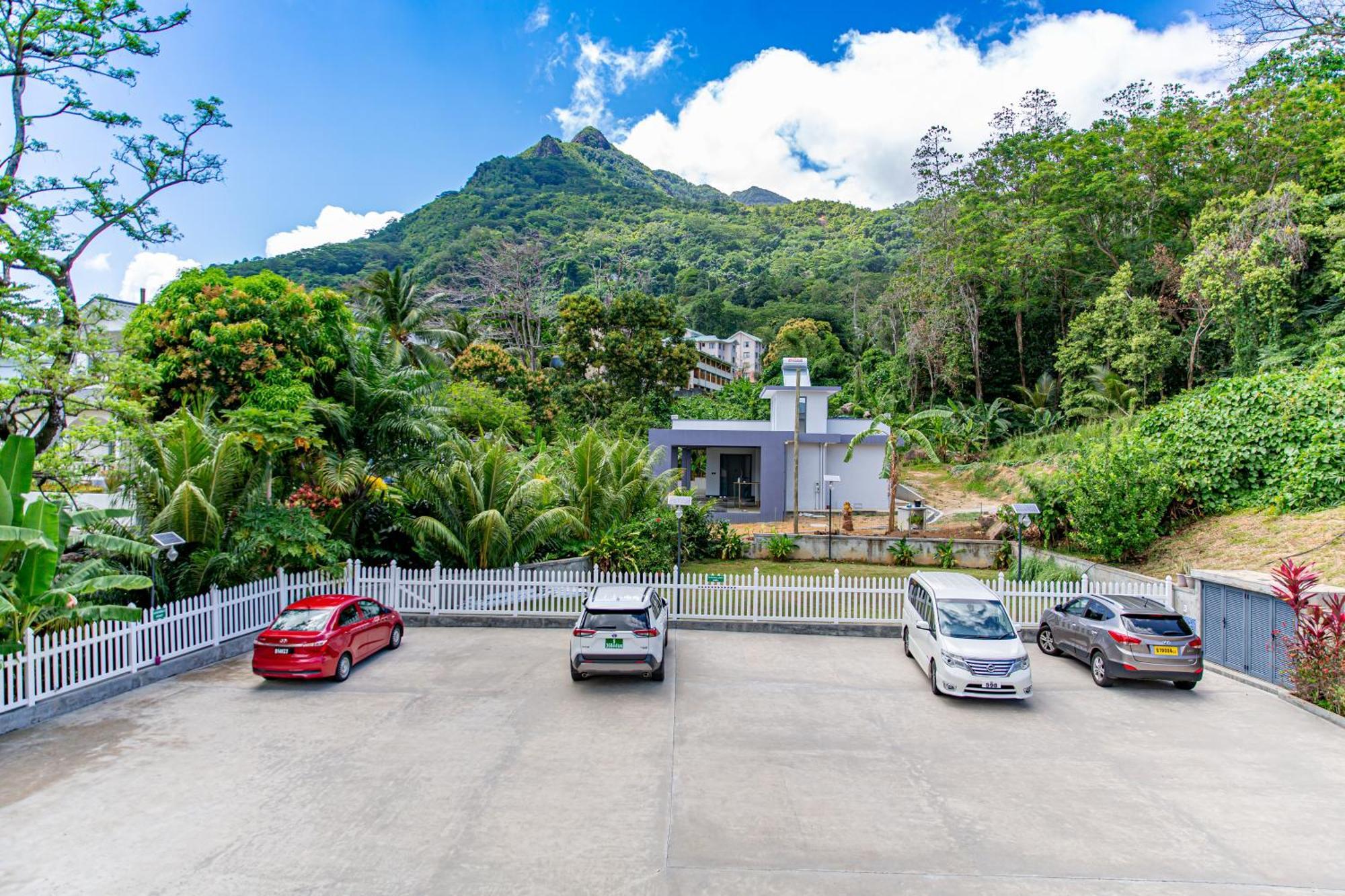 B Holiday Apartments Beau Vallon  Exterior foto